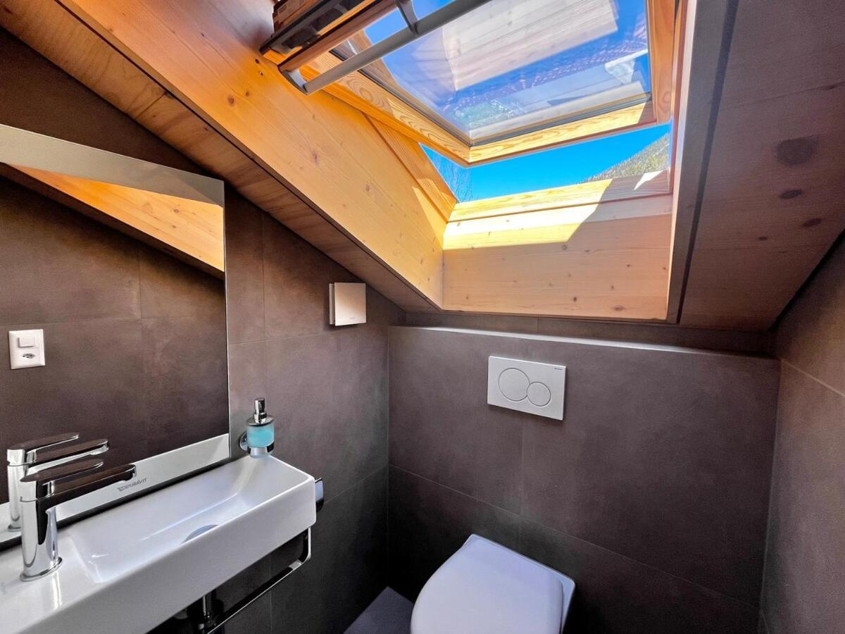 Beim Brunnen Apartment Gsteigwiler Bagian luar foto
